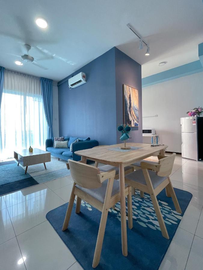 Seaview Homestay Masai By Heyday Buitenkant foto